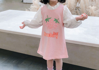 Νέο μοντέλο παιδικό φόρεμα άνοιξη με απλικέ