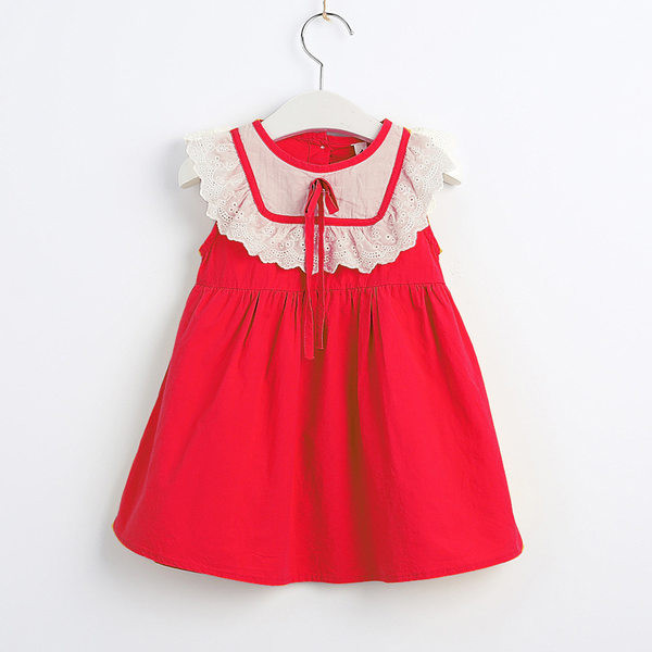 Bērnu kleita ar lentīti un izšuvumu trīs krāsās