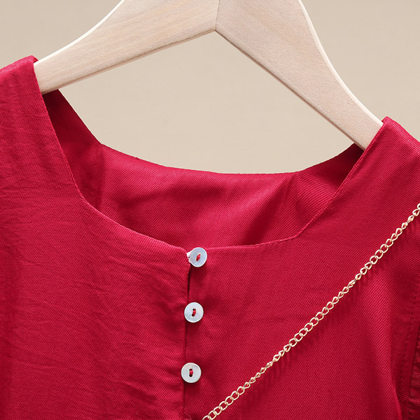 Jauna modeļa bērnu kleita ar pogām un īsām piedurknēm