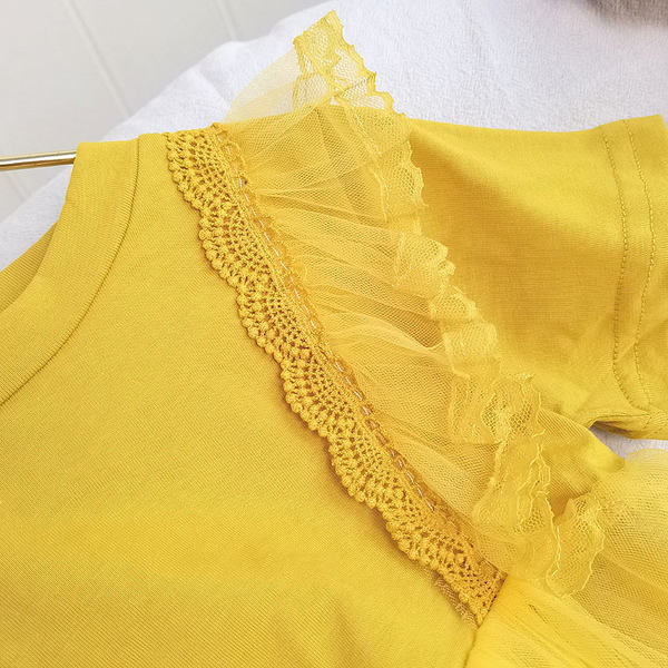 Rochie moderna pentru copii cu broderie si tul in galben