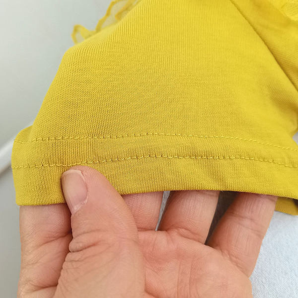 Rochie moderna pentru copii cu broderie si tul in galben