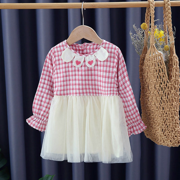 Μοντέρνο παιδικό φόρεμα με στρογγυλή λαιμόκοψη