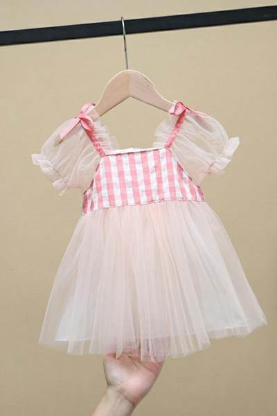 Μοντέρνο παιδικό φόρεμα με τούλι και κορδέλες