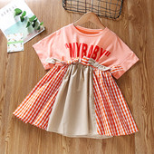 Moderna bērnu kleita ar uzrakstu un īsām piedurknēm