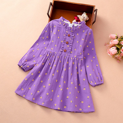 Rochie pentru copii cu nasturi decorativi si aplicatie