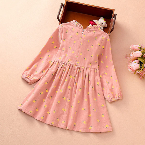 Rochie pentru copii cu nasturi decorativi si aplicatie