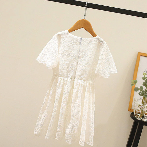 Νέο μοντέλο παιδικό φόρεμα με δαντέλα και οβάλ ντεκολτέ