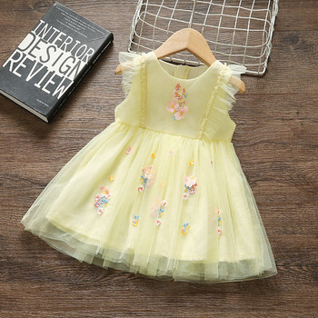 Модерна детска рокля с цветя и обло декотле