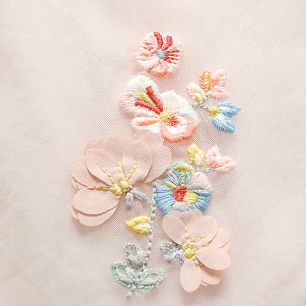 Rochie moderna pentru copii cu flori si decolteu rotund