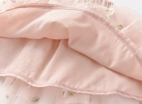 Mūsdienīgi bērnu tilla svārki ar izšuvumu meitenēm