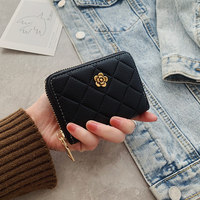 Νέο μοντέλο γυναικείο έκο δερμάτινο πορτοφόλι με μεταλλικό στοιχείο και φερμουάρ