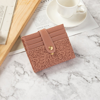 Γυναικείο πορτοφόλι με δαντέλα και χώρο για πιστωτικές κάρτες 