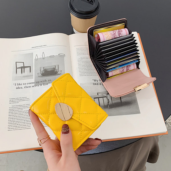 Γυναικείο έκο δερμάτινο πορτοφόλι με μεταλλική στερέωση - κατασκευασμένο από οικολογικό δέρμα