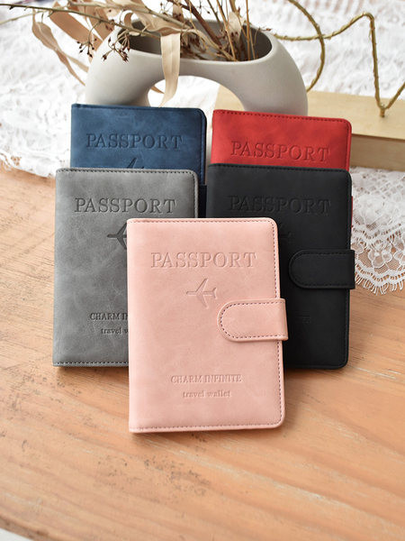 Γυναικείο πορτοφόλι νέο μοντέλο κατάλληλο για χρεωστικές κάρτες