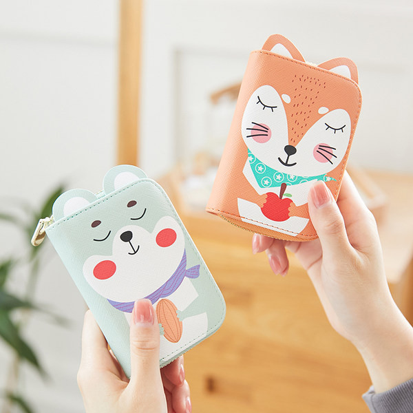 Γυναικείο έκο δερμάτινο πορτοφόλι με απλικέ και τρισδιάστατο στοιχείο