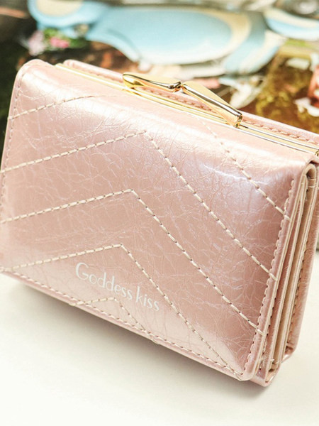 Μοντέρνο μικρό πορτοφόλι με επιγραφή