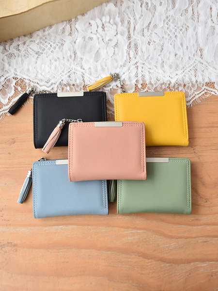 Σύγχρονο γυναικείο πορτοφόλι από οικολογικό δέρμα