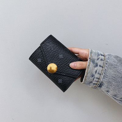 Sieviešu ādas maks ar metāla apdari - trīs krāsas