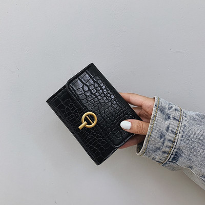 Γυναικείο έκο δερμάτινο πορτοφόλι με μεταλλικό κούμπωμα τέσσερα χρώματα