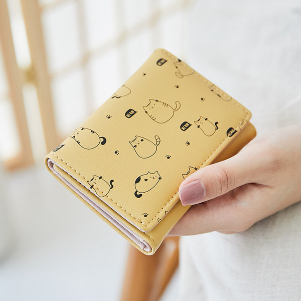 Sieviešu ādas maks ar aplikāciju - vairāki modeļi