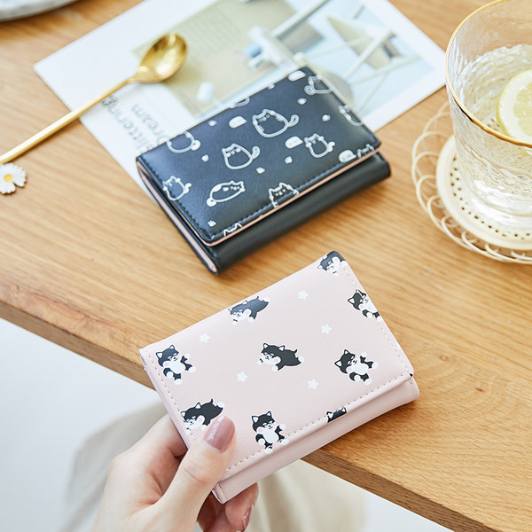 Sieviešu ādas maks ar aplikāciju - vairāki modeļi