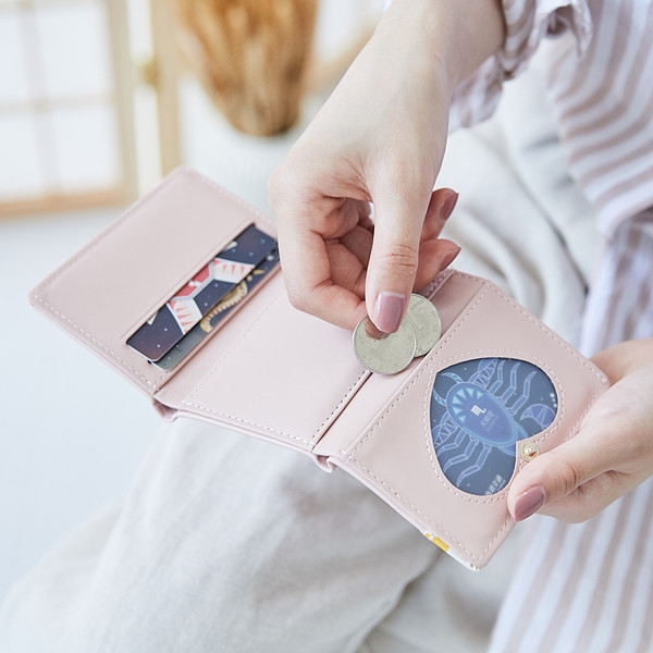 Μικρό γυναικείο πορτοφόλι με θήκη 