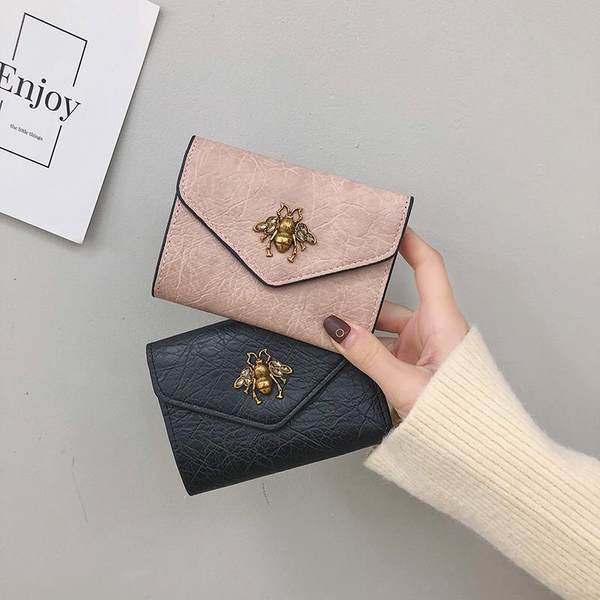 Sieviešu maks no eko ādas ar metāla apdari - četrās krāsās