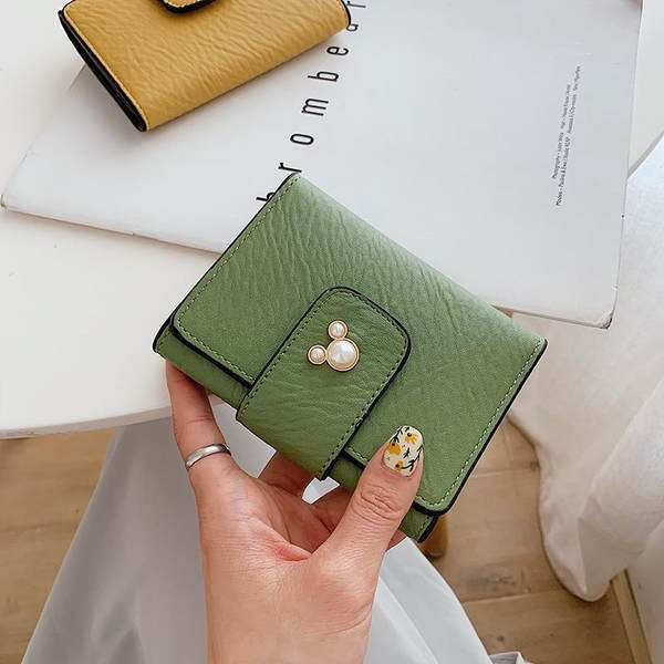 Sieviešu mini maks ar pērlēm