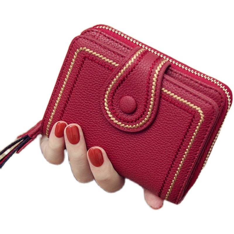 Γυναικείο πορτοφόλι με κεντήματα και κουμπιά-δύο διαμερίσματα