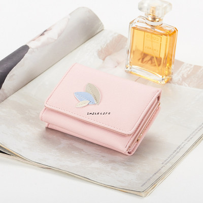 Portofel de dama din piele cu inscriptie brodata