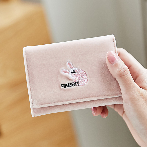 Γυναικείο βελούδο πορτοφόλι με κέντημα