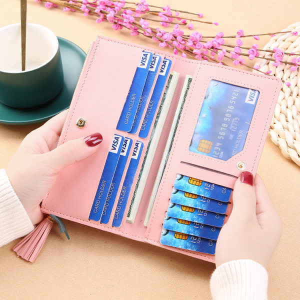 Γυναικείο έκοδερμάτινο πορτοφόλι με φούντα και επιγραφή σε δύο χρώματα