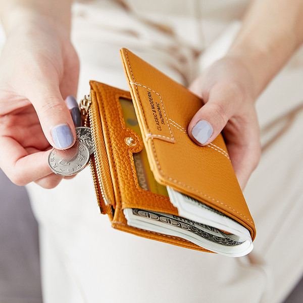 Γυναικείο μικρό πορτοφόλι με φερμουάρ σε διάφορα χρώματα - οικολογικό δέρμα