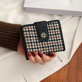 Γυναικείο πορτοφόλι με θήκες για έγγραφα και πιστωτικές κάρτες