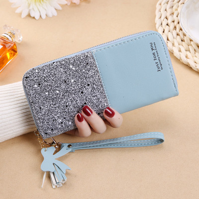 Γυναικείο έκο δερμάτινο πορτοφόλι με γυαλιστερό εφέ και λαβή