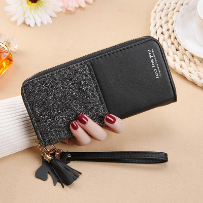 Γυναικείο έκο δερμάτινο πορτοφόλι με γυαλιστερό εφέ και λαβή