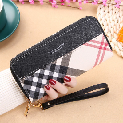 Γυναικείο πορτοφόλι με δερμάτινη λαβή και φερμουάρ