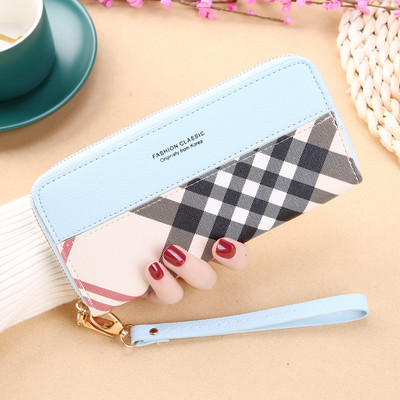 Γυναικείο πορτοφόλι με δερμάτινη λαβή και φερμουάρ