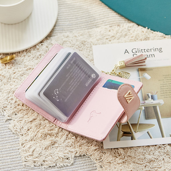 Γυναικείο έκο δερμάτινο πορτοφόλι με μεταλλικό κούμπωμα και αξεσουάρ