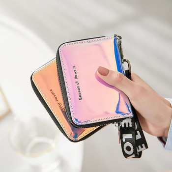Лачен дамски портфейл с текстилна дръжка за ръка