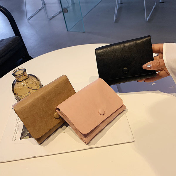 Γυναικείο έκο δερμάτινο πορτοφόλι με μεταλλική στερέωση