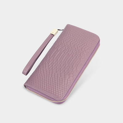 Γυναικείο πορτοφόλι κλασικό μοντέλο με κοντή λαβή