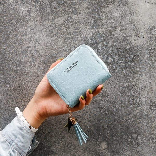 Γυναικείο μικρό πορτοφόλι από οικολογικό δέρμα με φερμουάρ και επιγραφή