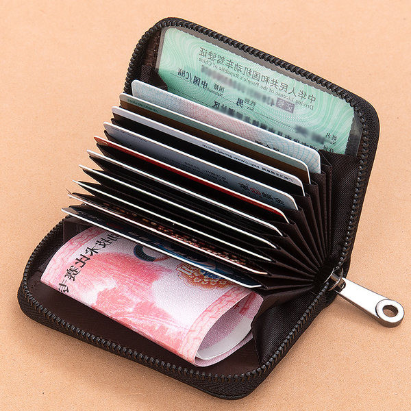 Μικρό έκο δερμάτινο πορτοφόλι με φερμουάρ για χρεωστικές κάρτες