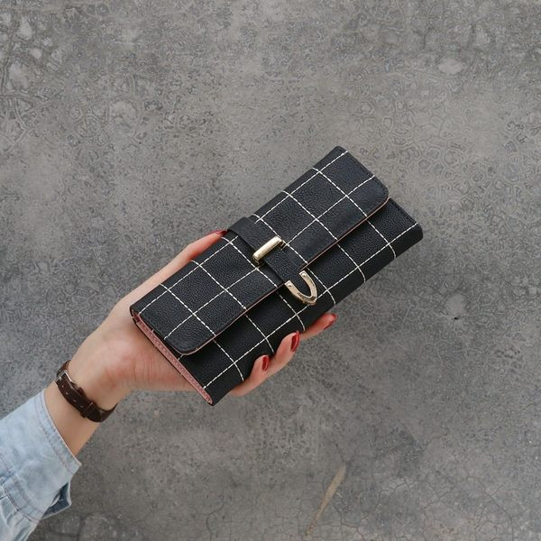 Γυναικείο πορτοφόλι με μεταλλική στερέωση - τρία χρώματα