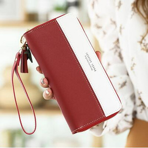 Πολυλειτουργικό γυναικείο πορτοφόλι κατασκευασμένο από έκο δέρμα με φούντα