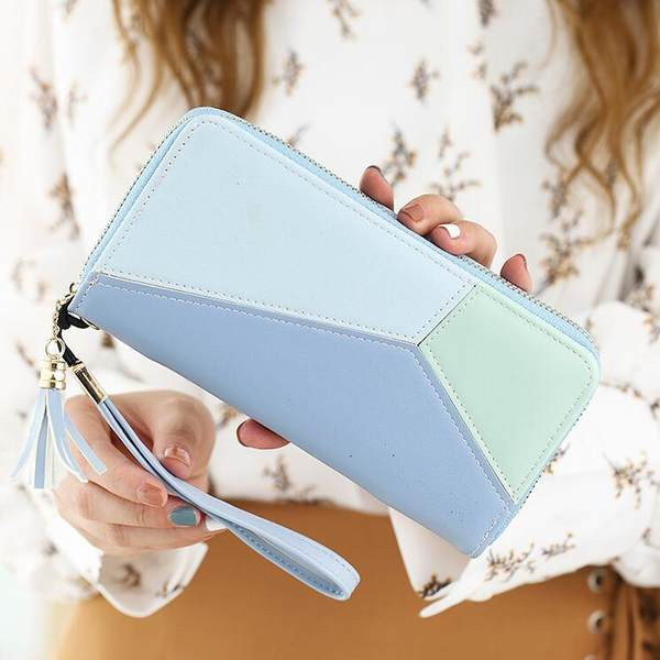 Πολυλειτουργικό γυναικείο πορτοφόλι κατασκευασμένο από έκο δέρμα με φούντα