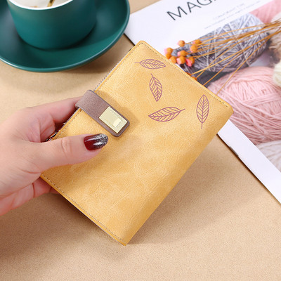 Sieviešu maks ar izšuvumu un metāla aizdari - vairākās krāsās