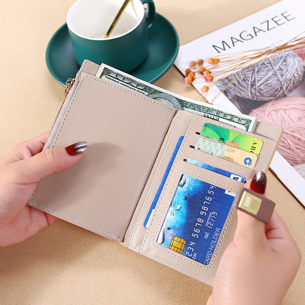 Sieviešu maks ar izšuvumu un metāla aizdari - vairākās krāsās