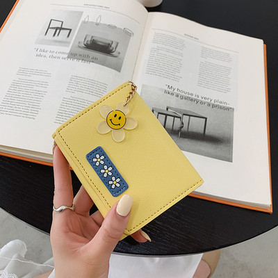 Γυναικείο πορτοφόλι με τρισδιάστατη εφαρμογή από οικολογικό δέρμα